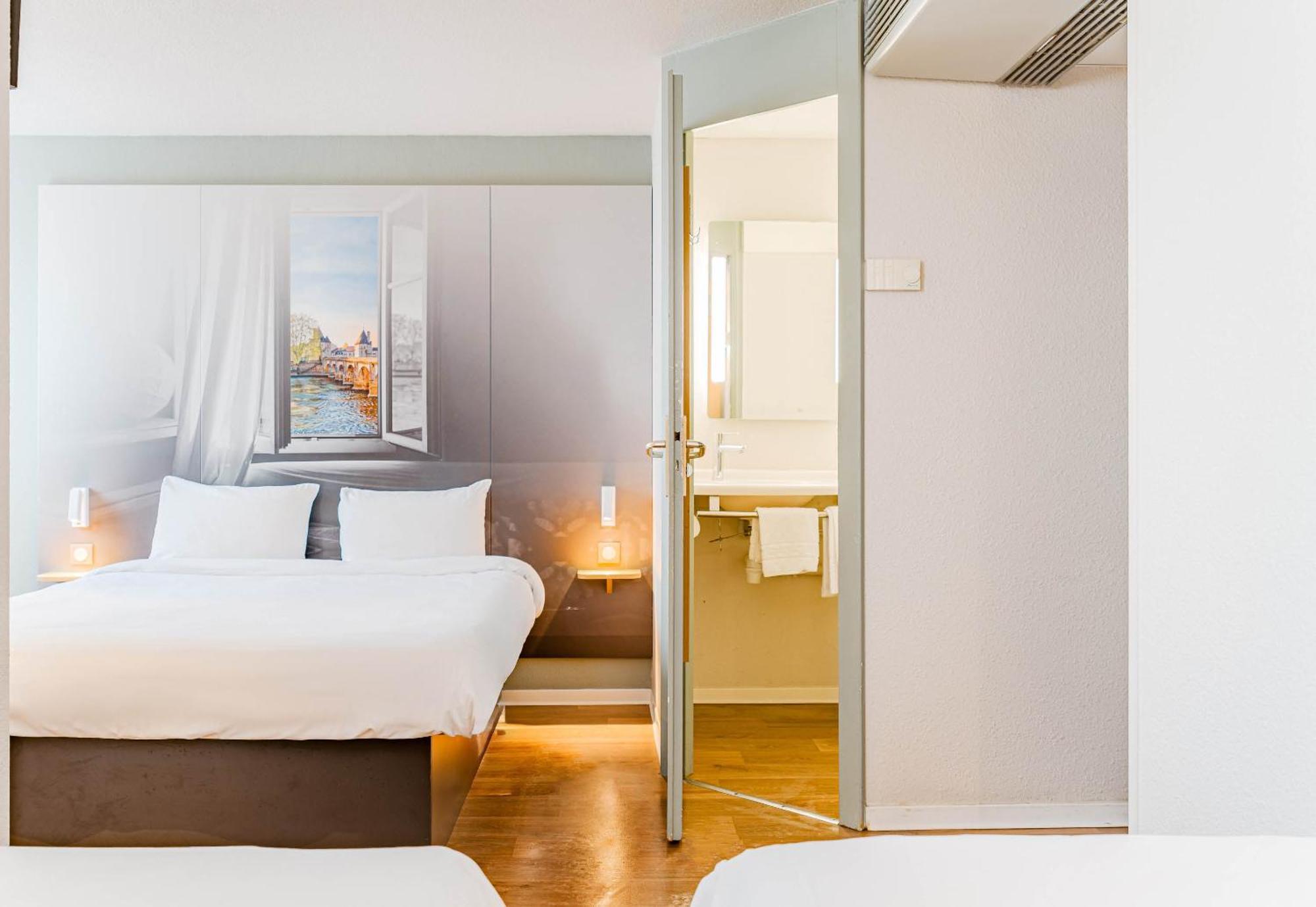 B&B Hotel Chatellerault Hotel 2*